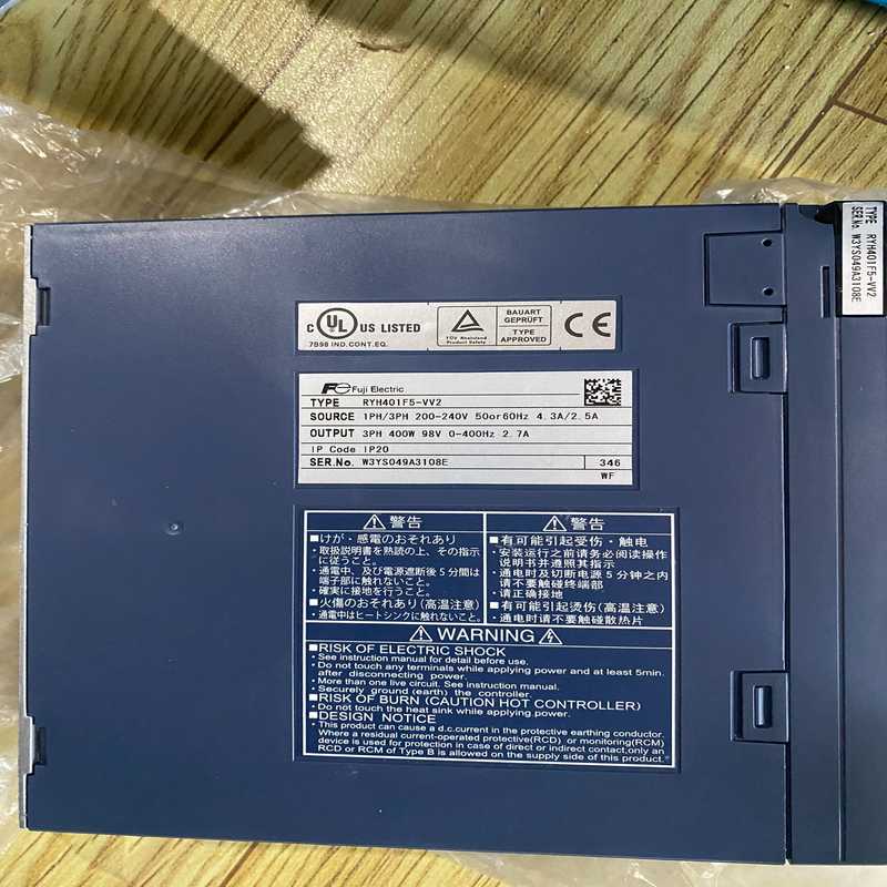富士伺服驱动器无包装PYH401F5-VV2实物图询价