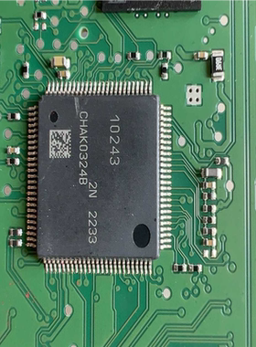 议~R7F7010243AFP 丝印：10243