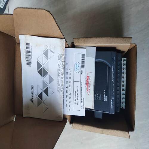 台达PLC 扩展模块DVP02DA-E2实物图，原包装箱~询价