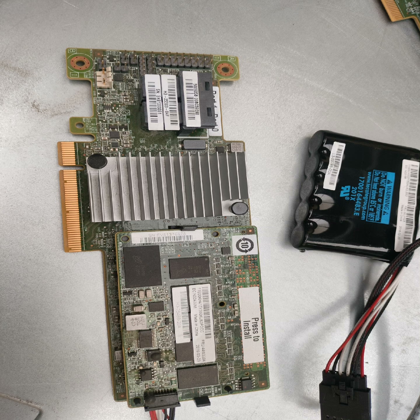 (贝贝商铺)44W3394、M5210阵列卡46C9111 加2G缓存4
