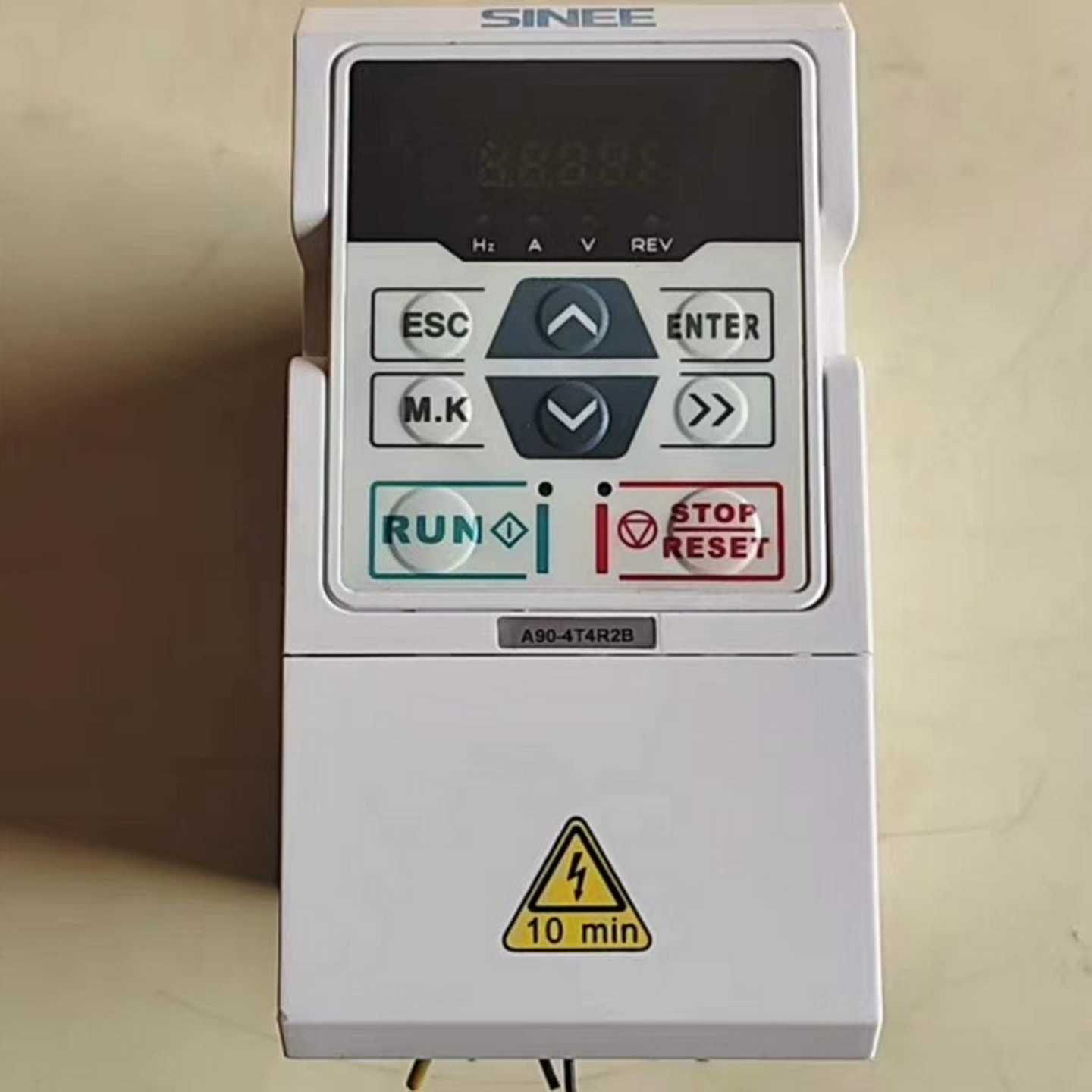 正弦变频器A90-4T4R2B 380v1.5Kw~询价