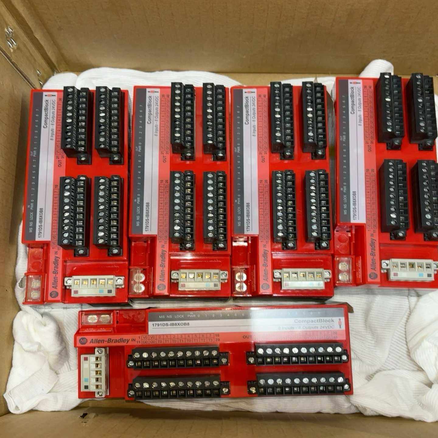 询价1791DS-IB8XOB8,AB模块APLC控制器罗