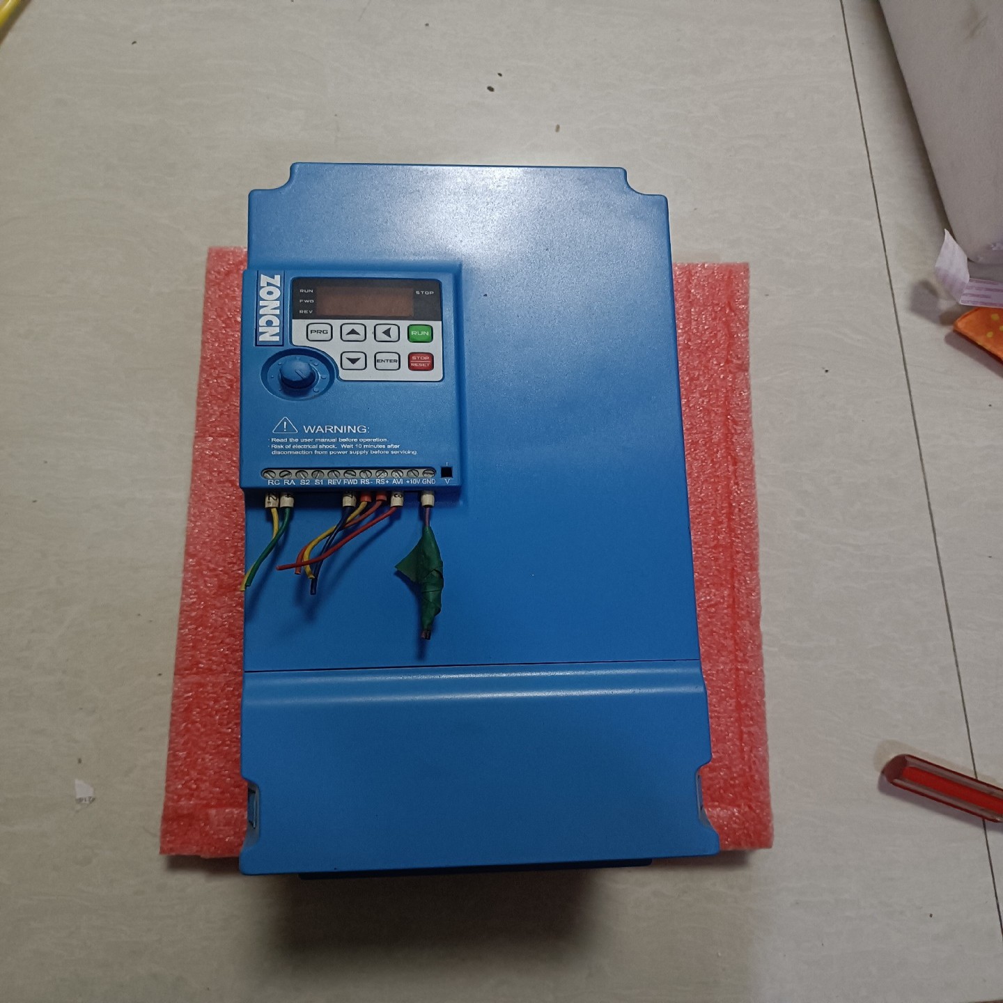 【议价】众辰变频器Z2400-15GY-HD设备拆机成色好如图所