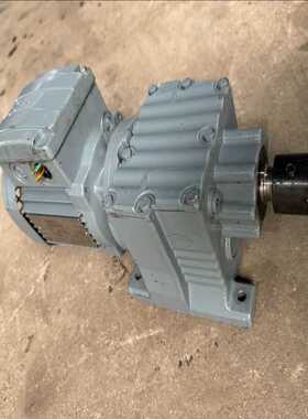 一台SEW减速机 R27头 0.25千瓦 15.63速比 每（耶耶电子）