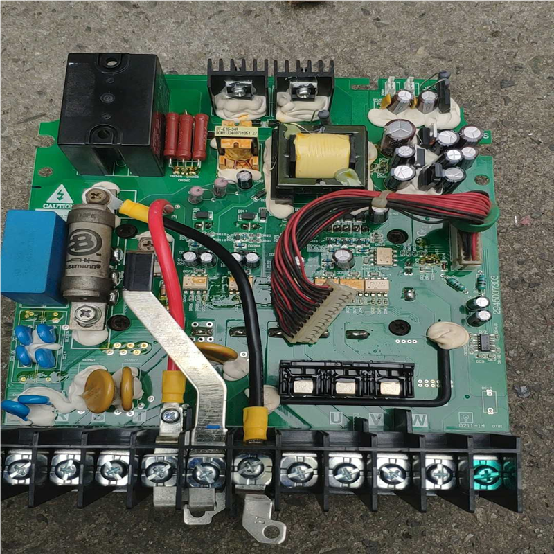 全新 台达变频器驱动板带一个二手模块FP50R12KT3（瓠子电子）