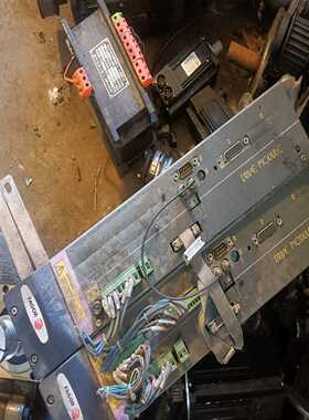 询价~发格驱动器AXD15PB，AXD25PB.如图两个，清仓