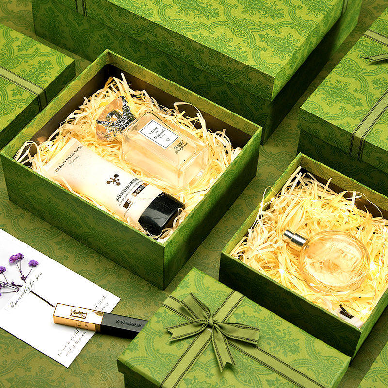 礼物盒ins风生日礼盒空盒伴手礼盒高级口红礼盒礼物盒子男