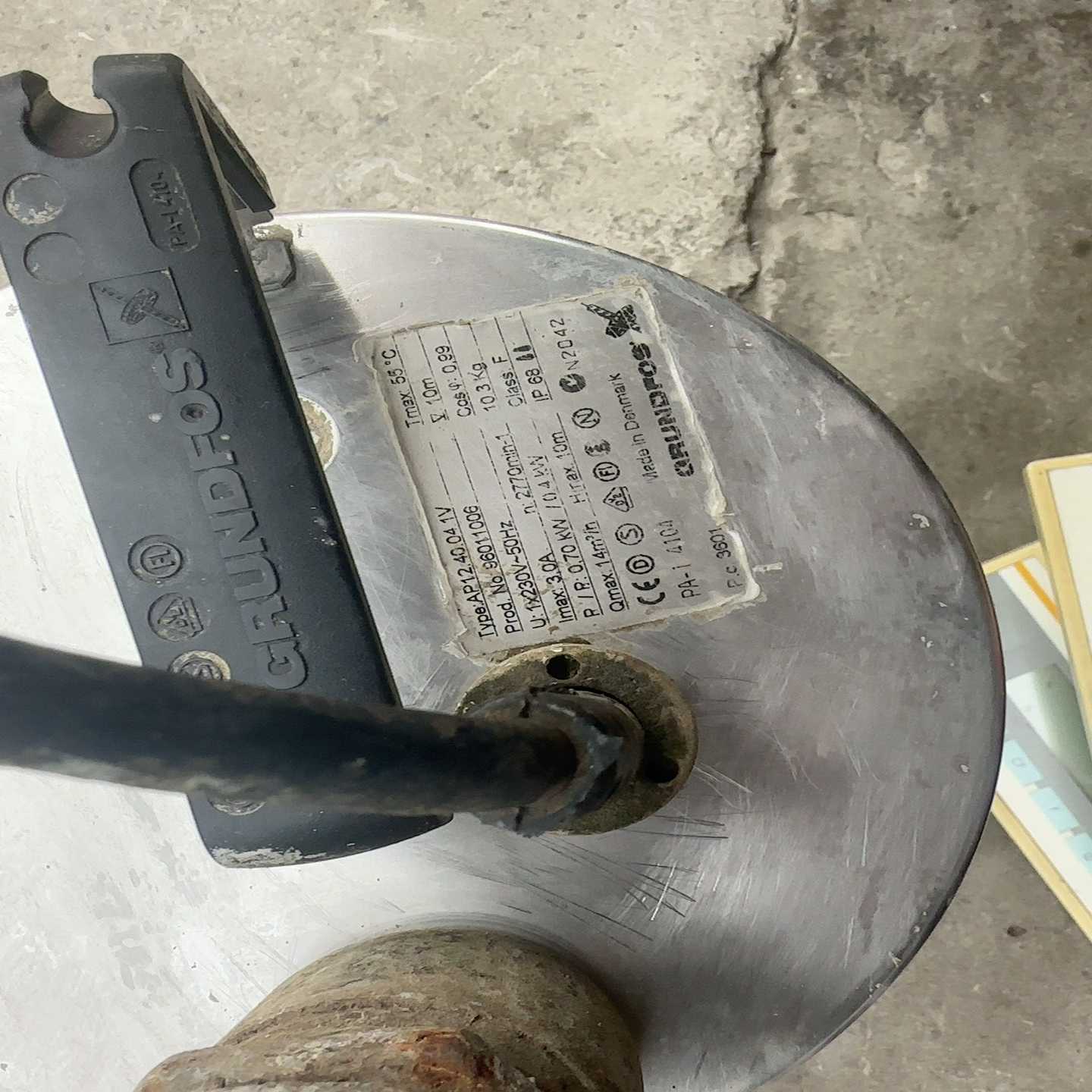 格兰富不绣钢水泵，货如图实物拍摄【鑫鑫商铺】