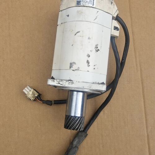 MSMA082A1C 松下伺服电机 0.75KW 116V