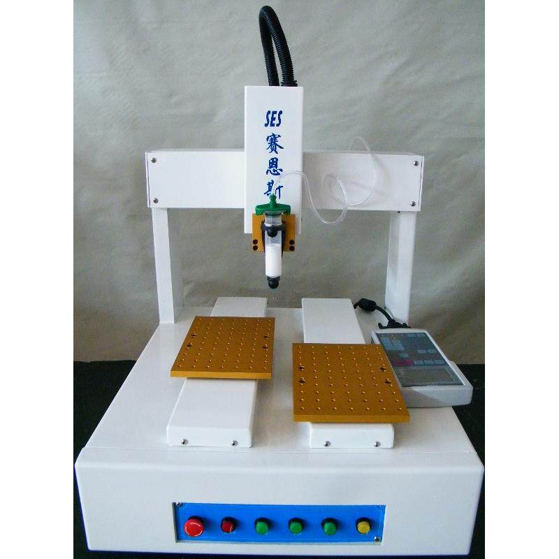 全自动双Y轴自动点胶机换取夹具方便快捷，提高生产效率