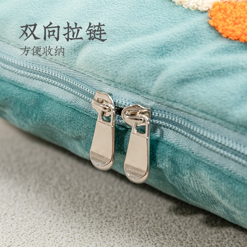 远梦抱枕被子两用20p24新款二合一办公室午睡靠枕刺绣抱枕柔暖拾