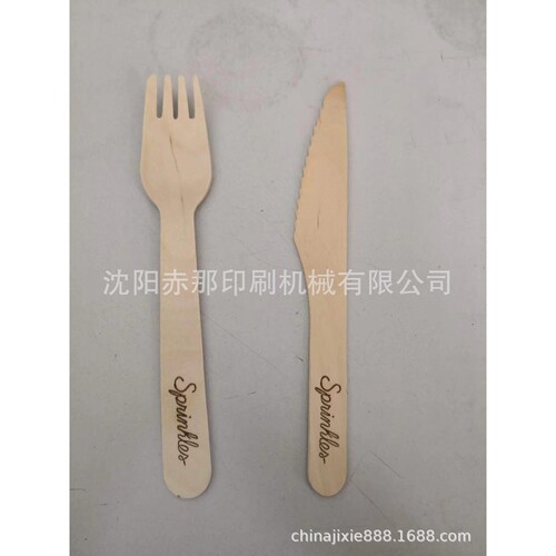 辽宁沈阳一次性木勺木制刀叉勺烫金机 水瓢舀水宽口大木勺印刷机