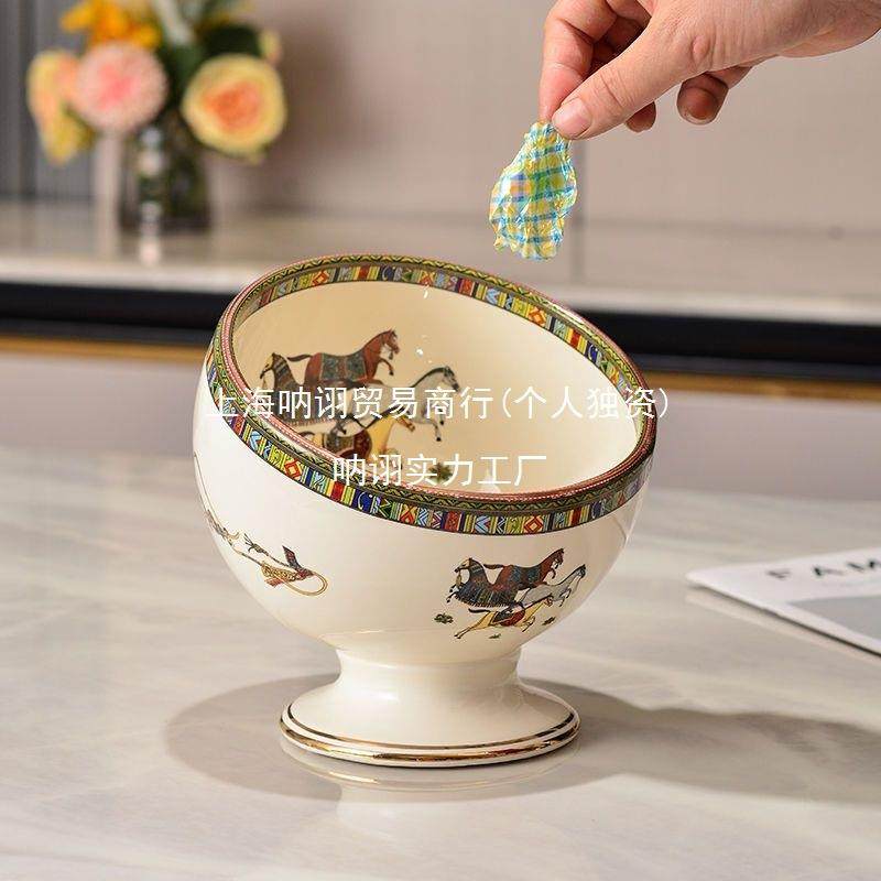 桌面小号垃圾桶KTV风家用卧室网红迷你可爱桌上高脚陶瓷收纳桶