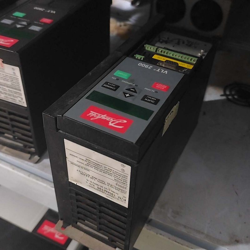 议价丹佛斯变频器VLT2900，VLT2930PT4B20STR可维修