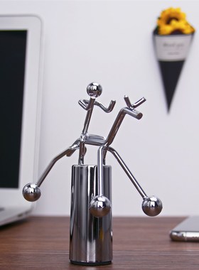 策马奔腾桌面小摆件男生高科技感牛顿摆球减N压神器物理不倒翁客