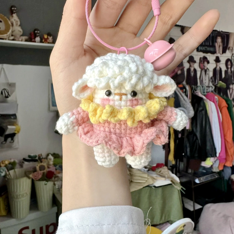 diy编织小羊挂件钩针手工毛线材料包粉色裙裙羊玩偶钥.匙扣礼物女,服饰配件/皮带/帽子/围巾,DIY编织材料包,淘宝优惠券,粉丝福利购,淘宝优惠卷