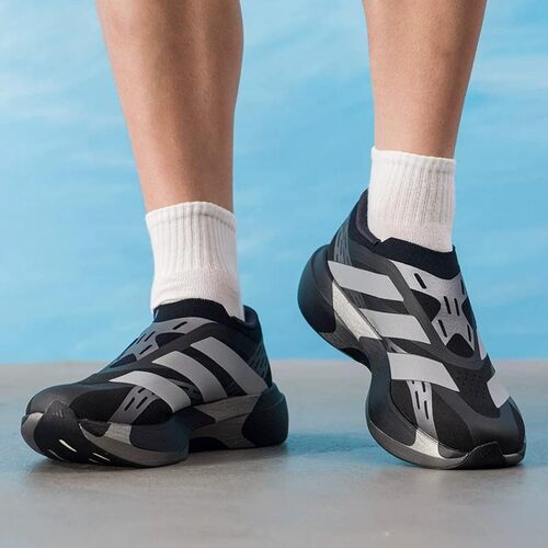 滔搏adidas阿迪达斯男子Adizero EVO SL LACELESS M跑步鞋KI2648