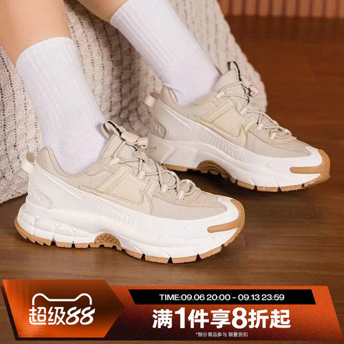 滔搏NIKE耐克女鞋VOMERO ROAM户外运动休闲老爹鞋HQ2181-100