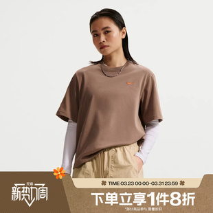 滔搏NIKE耐克女子背部图案运动休闲宽松短袖 214 T恤IR7589