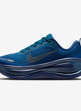 滔搏NIKE耐克女鞋W NIKE VOMERO PLUS运动训练跑步鞋IM7389-499