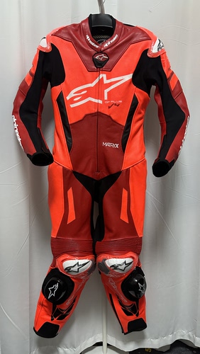 GPPLUSV4赛车服量身定制