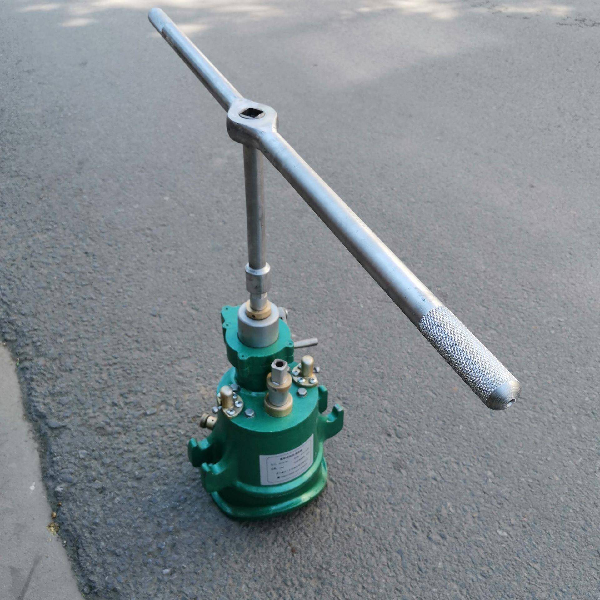 ZG2-50型密封式钻孔丝机管道ZG2-50不停输送介质攻手丝打攻孔动攻