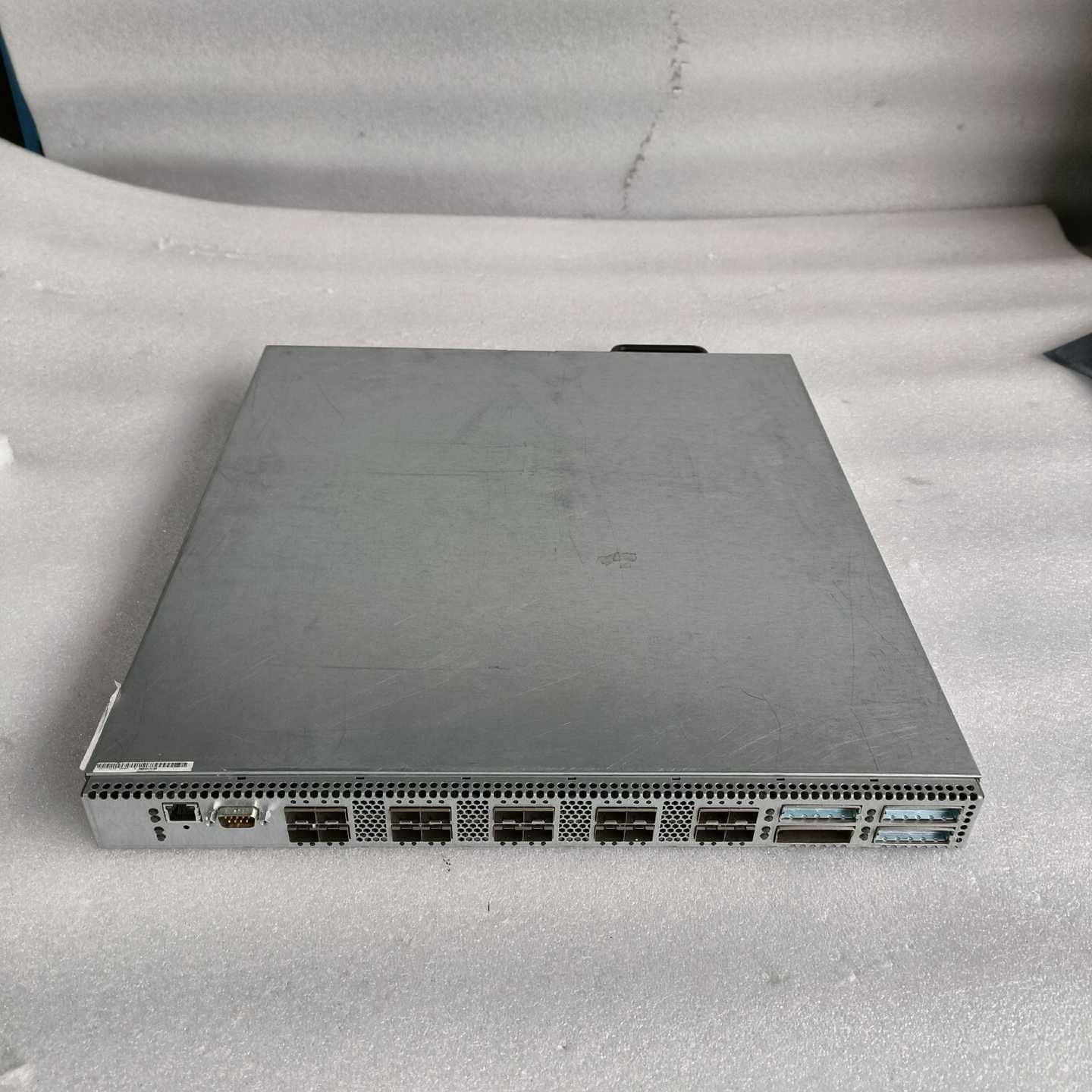 华为 OceanStor SNS2120 光纤通道储存交换机~议价
