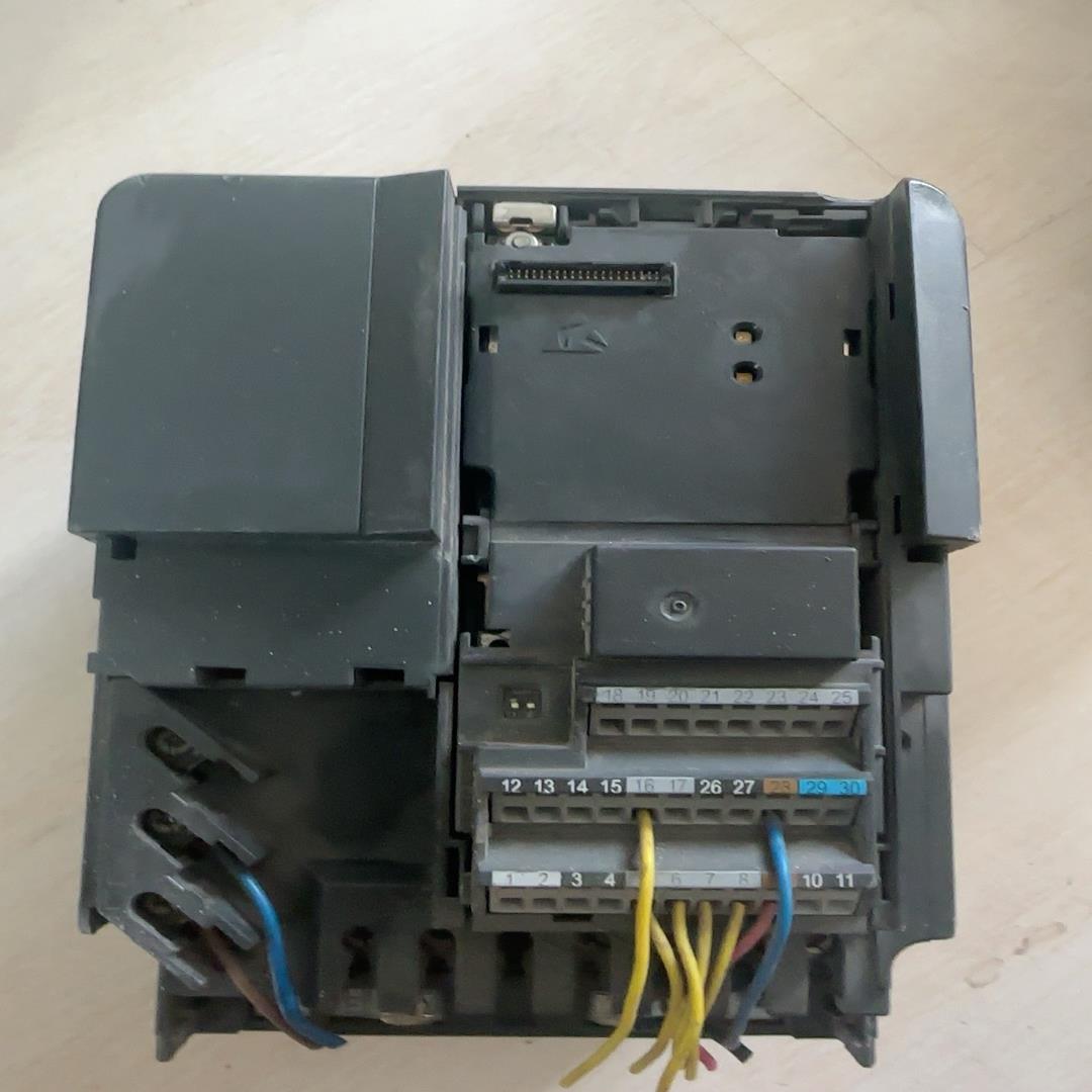询价6ES6440-2UC21-5BA1