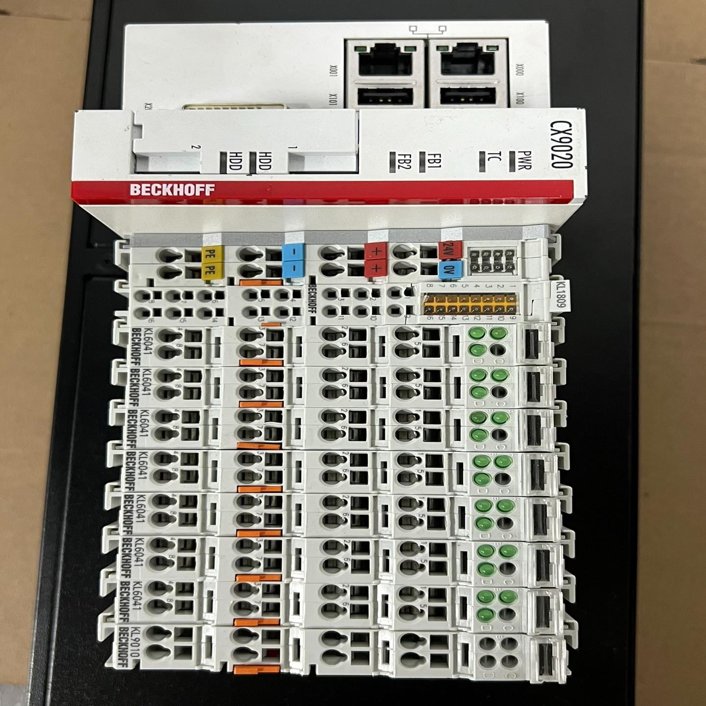 倍福CX9020-0111 带后面的模块 一组 成色9新（基数电子）