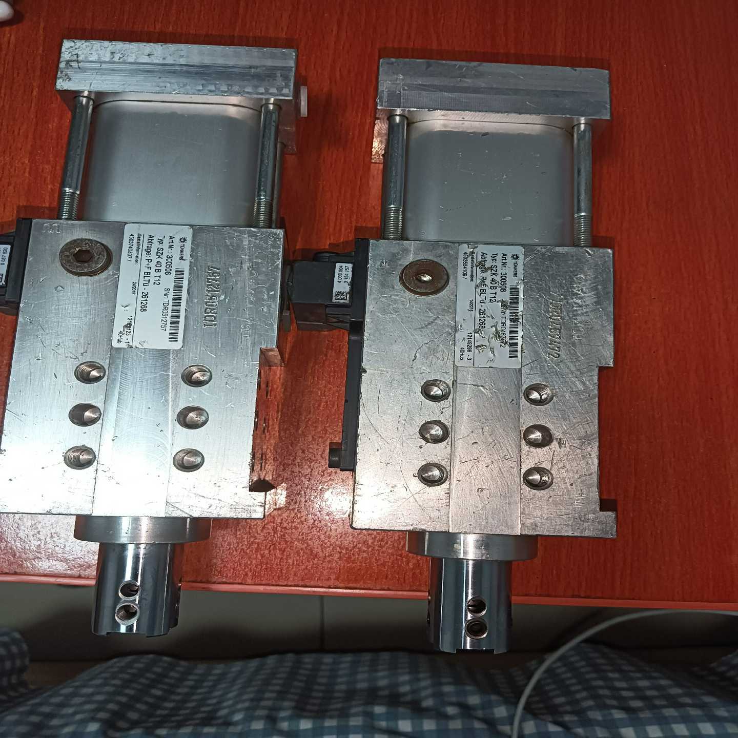 原装正品二手拆机气缸401200508需询价