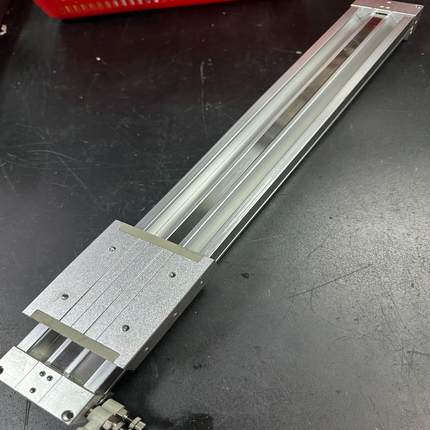 机械式无杆气缸 MY1C16-300L 成色很好 功能~询价