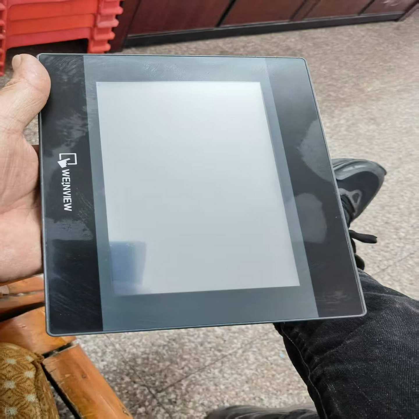 议价~威纶触摸屏MT6071iP 一个 成色可以 功能正常 件
