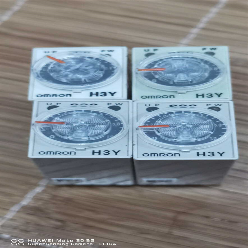 通电时间继电器H3Y-2-C DC24V V可调。（电子设备）