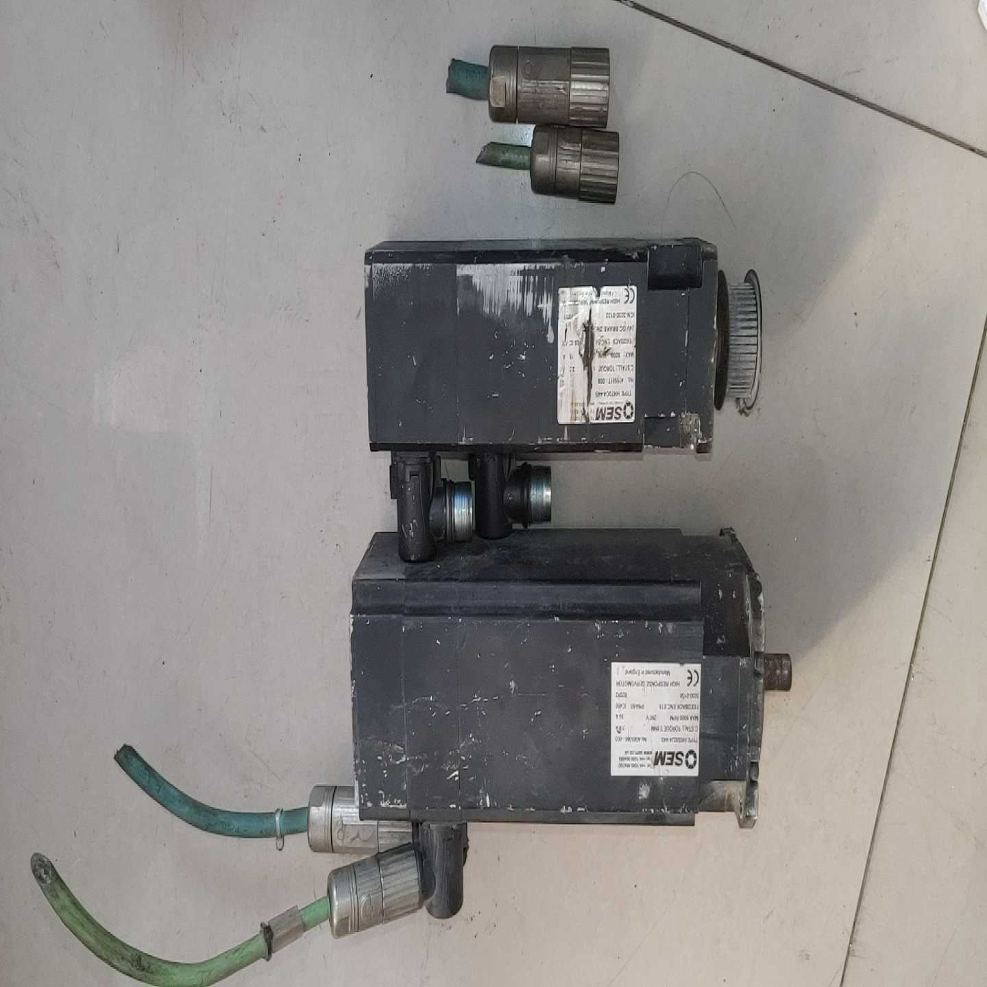 拆机SEM伺服电机，HR70C4-44S一台，功能包好，便宜【鑫鑫商