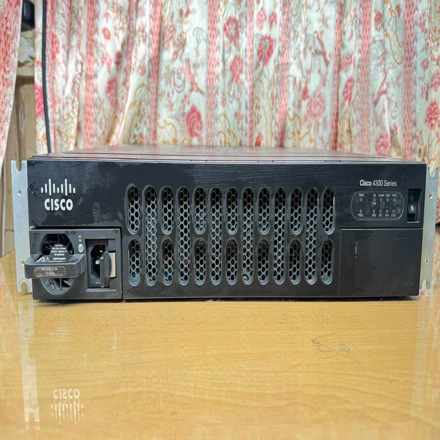 Cisco/思科 ISR4351/K9 千兆路由器，成色轻微~议价