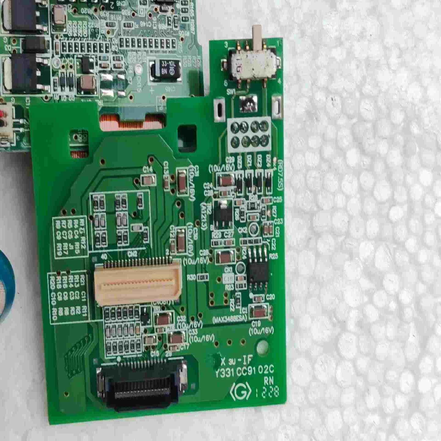 FX3U-32MR..CPU主板..中板,,成色如图~询价