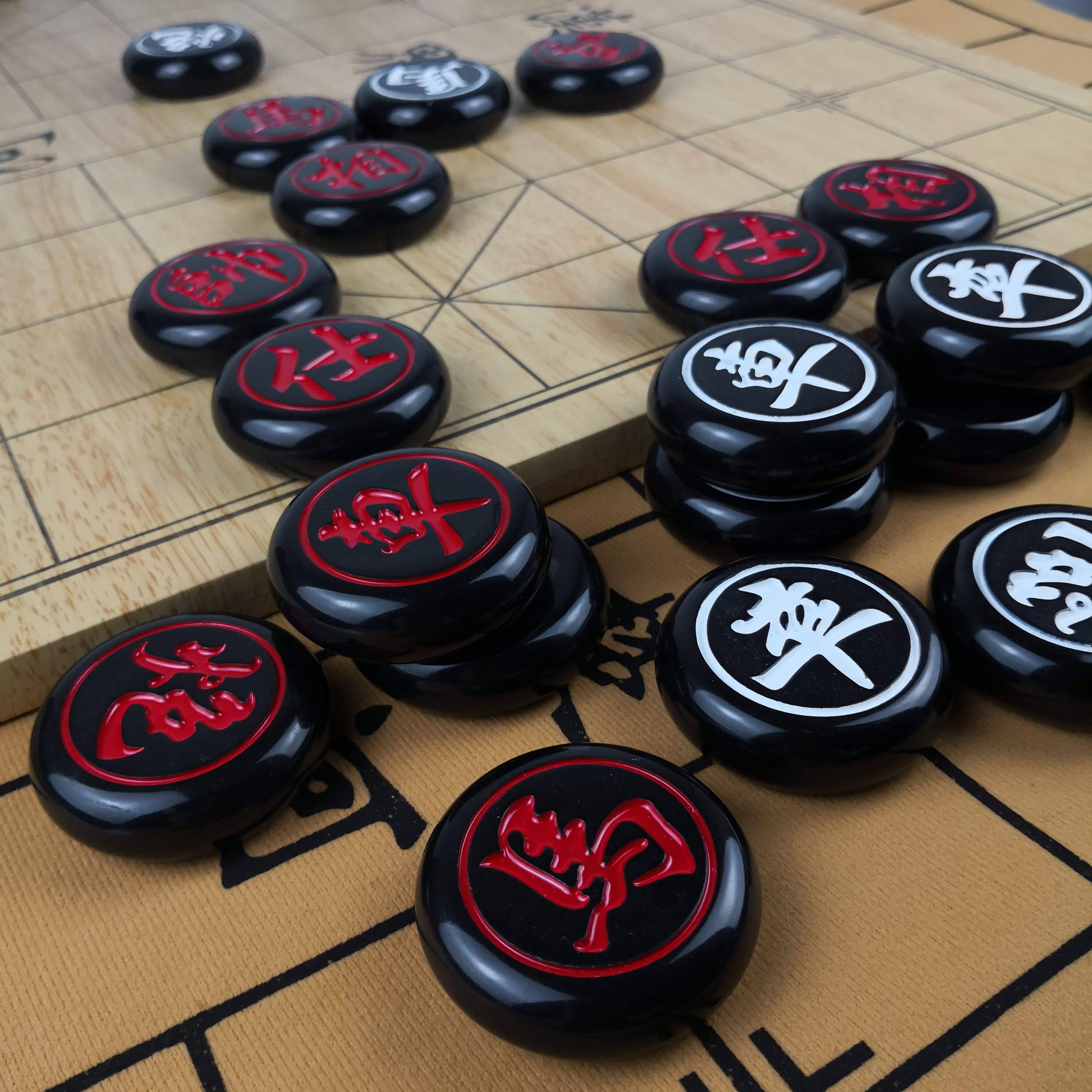 中国象棋70家用加厚玉石手感光滑大号密胺麻将材质防摔磨棋盘