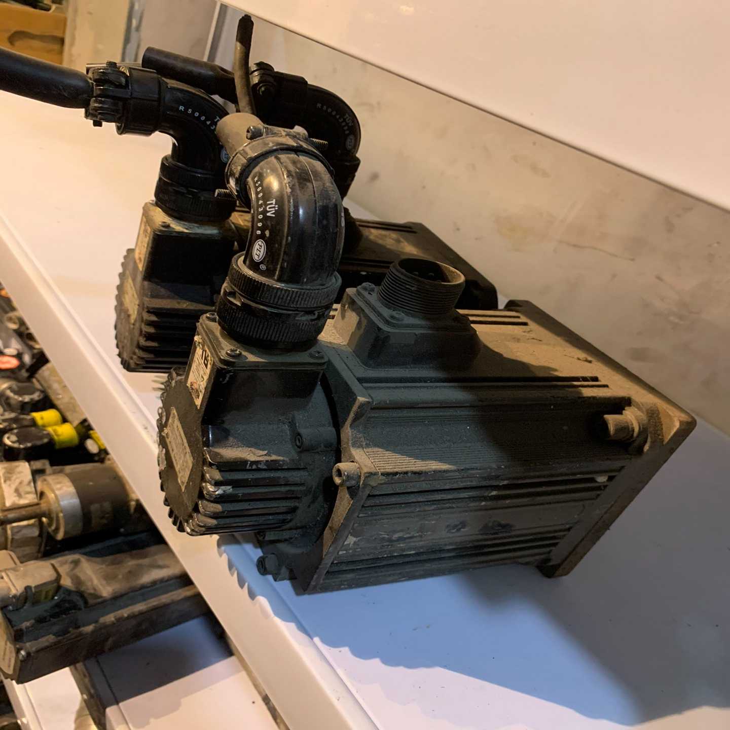 询价~GYG152CC2-T2G 富士伺服电机 1.5KW