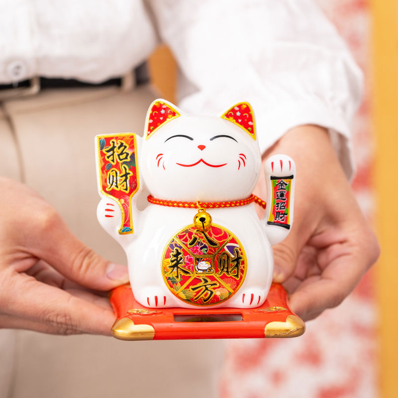 招财猫车载摆件自动招手汽车装饰太阳能发财猫公仔店铺开业