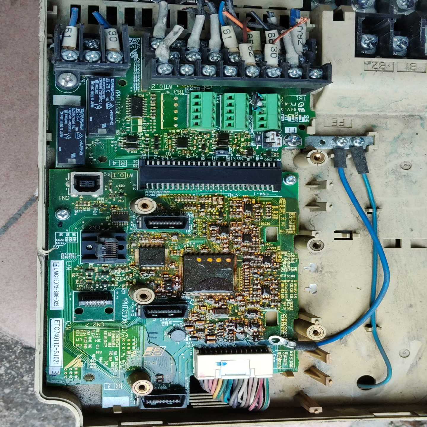 安川A1000变频器主板YPHT31600-1DYPH询价