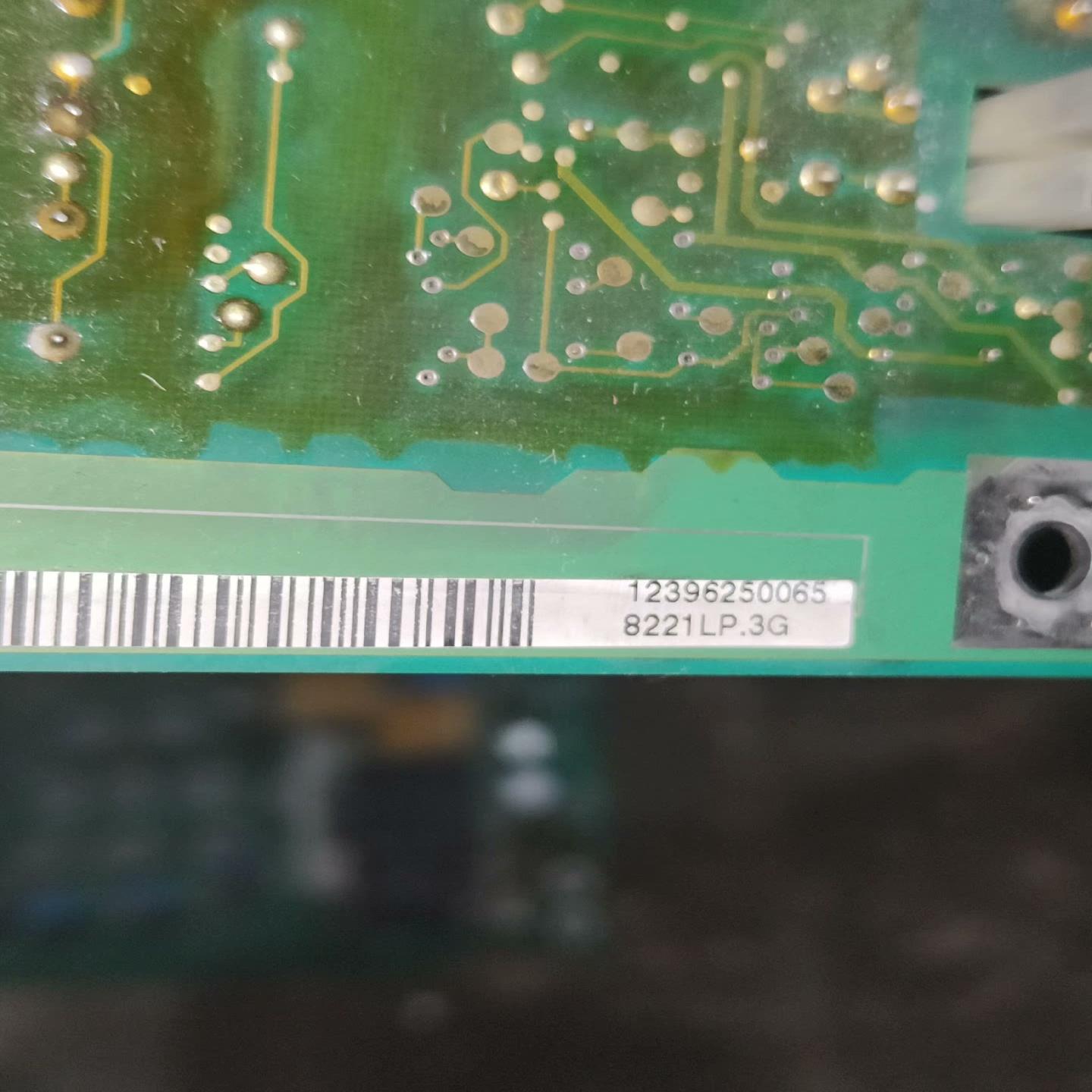 伦茨驱动板电源板8222LP.3G~询价