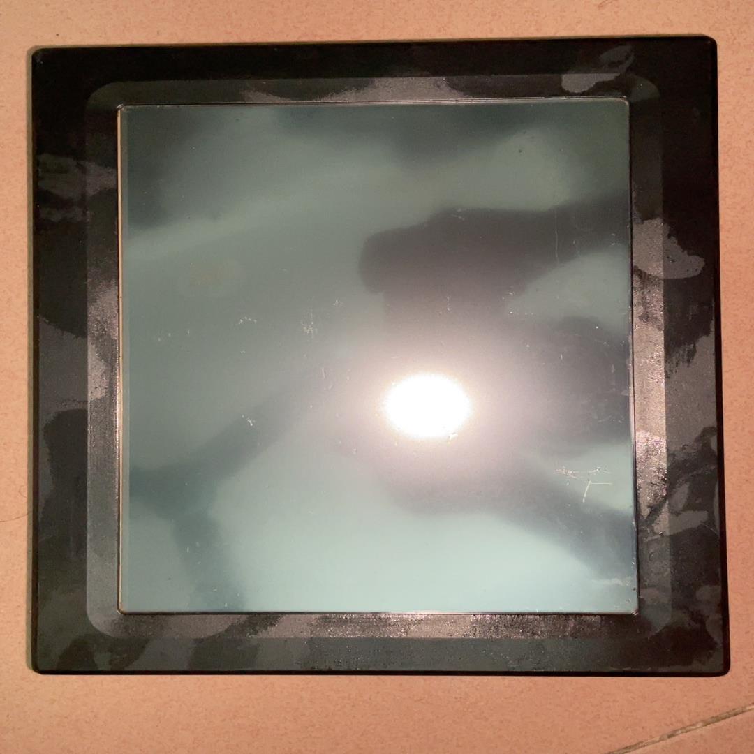 触摸屏/触控屏嵌入式一体触摸屏，大威激光器上的触摸显示器~