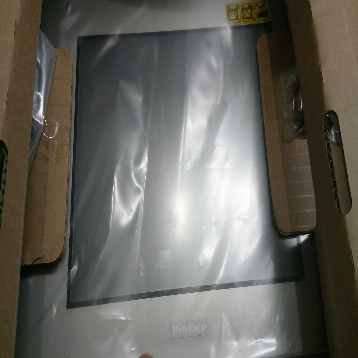 配件PFXGP4501TADR全新正品proface触摸屏拍前咨询议价