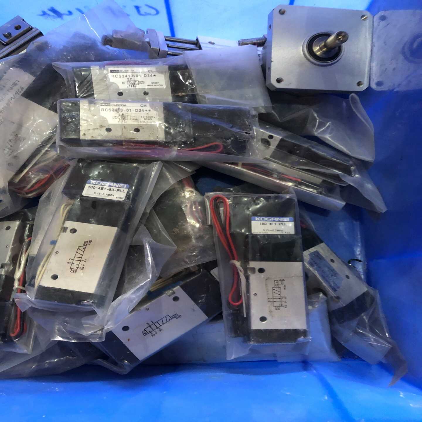 议价全新工程余货黑田精工电磁阀RCS2413-01-DC24数量适用