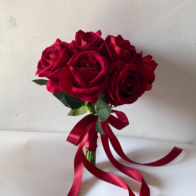 婚纱摄影仿真婚礼高档红玫瑰秀禾手捧花中式领证新娘绣球花束