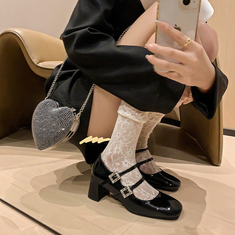 优雅复古风2025春夏季新款显瘦百搭牛皮闪钻扣粗跟中口方头玛丽珍