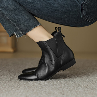 洋气小短靴女靴春秋单靴尖头低跟平底靴真皮松紧带英伦切尔西靴女