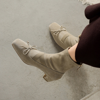 秋冬蝴蝶结侧拉链显瘦弹力靴2025温柔芭蕾风粗跟瘦瘦靴女