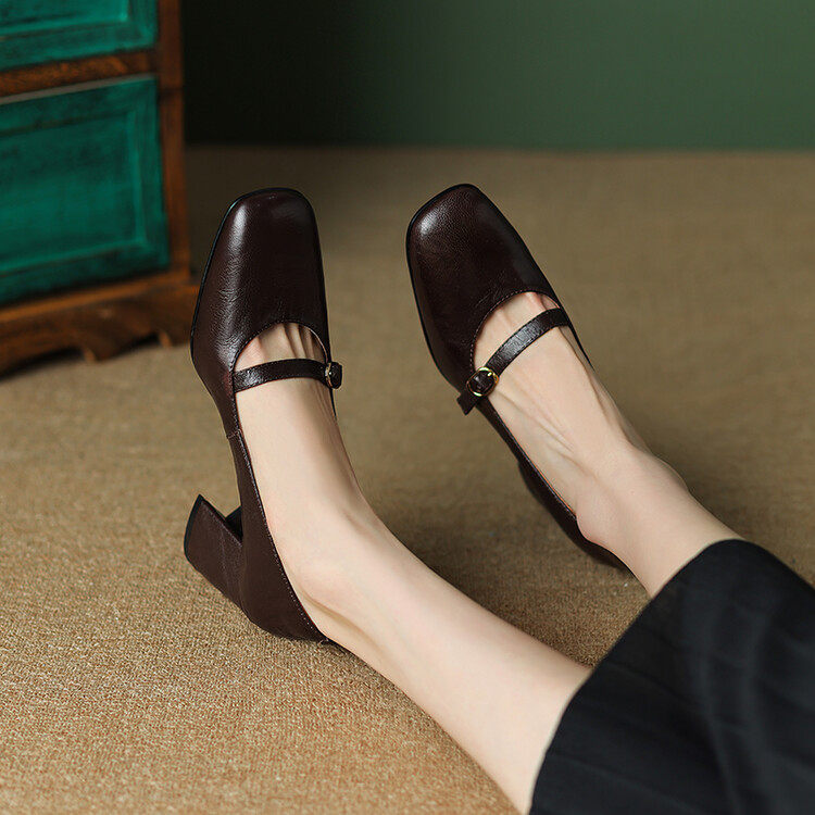 羊皮2023年春秋季浅口高跟单鞋女鞋复古风粗跟bai搭玛丽珍鞋黑色,户外/登山/野营/旅行用品,登山鞋/徒步鞋,淘宝优惠券,粉丝福利购,淘宝优惠卷