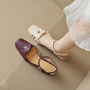 真皮粗跟镂空包头凉鞋 感 女夏季 新款 2024新款 外穿凉鞋 时尚